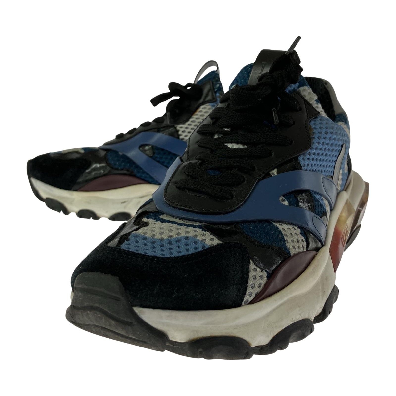 Valentino Garavani ヴァレンティノ・ガラヴァーニ TQB15Y2 ローカット 