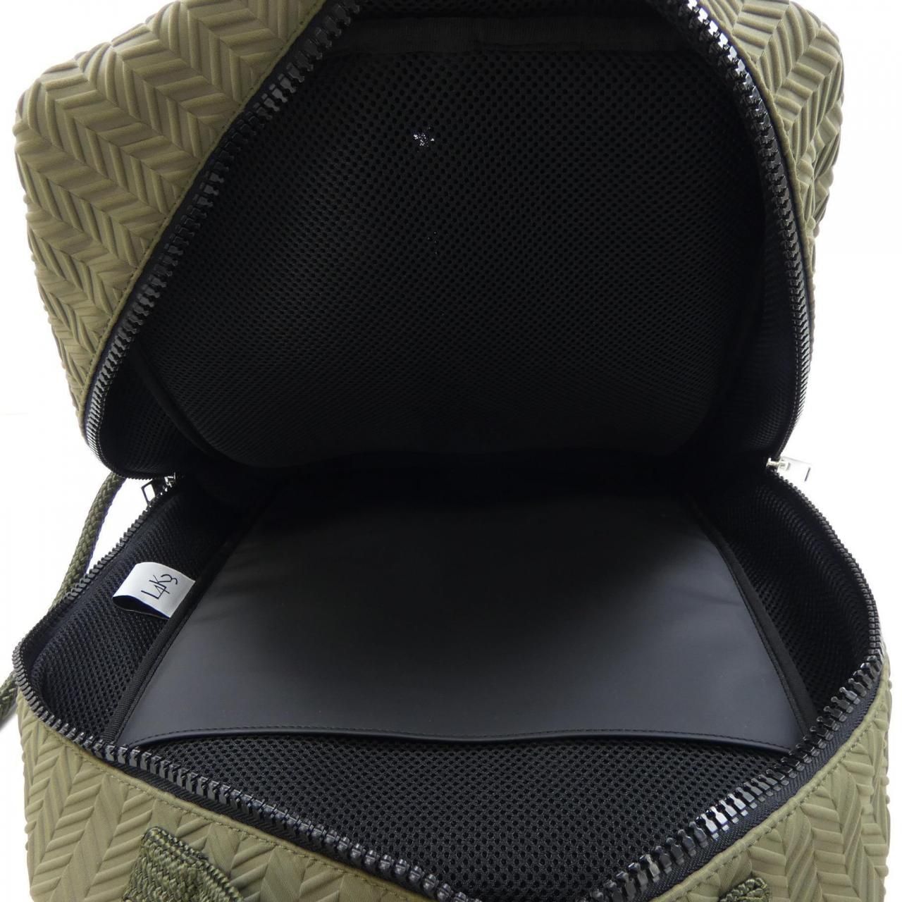 L4K3 BACKPACK