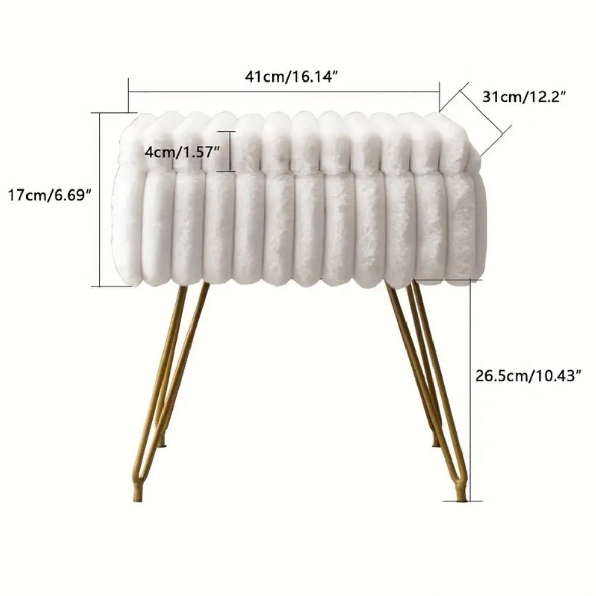 フェイクファーベッドルーム 収納