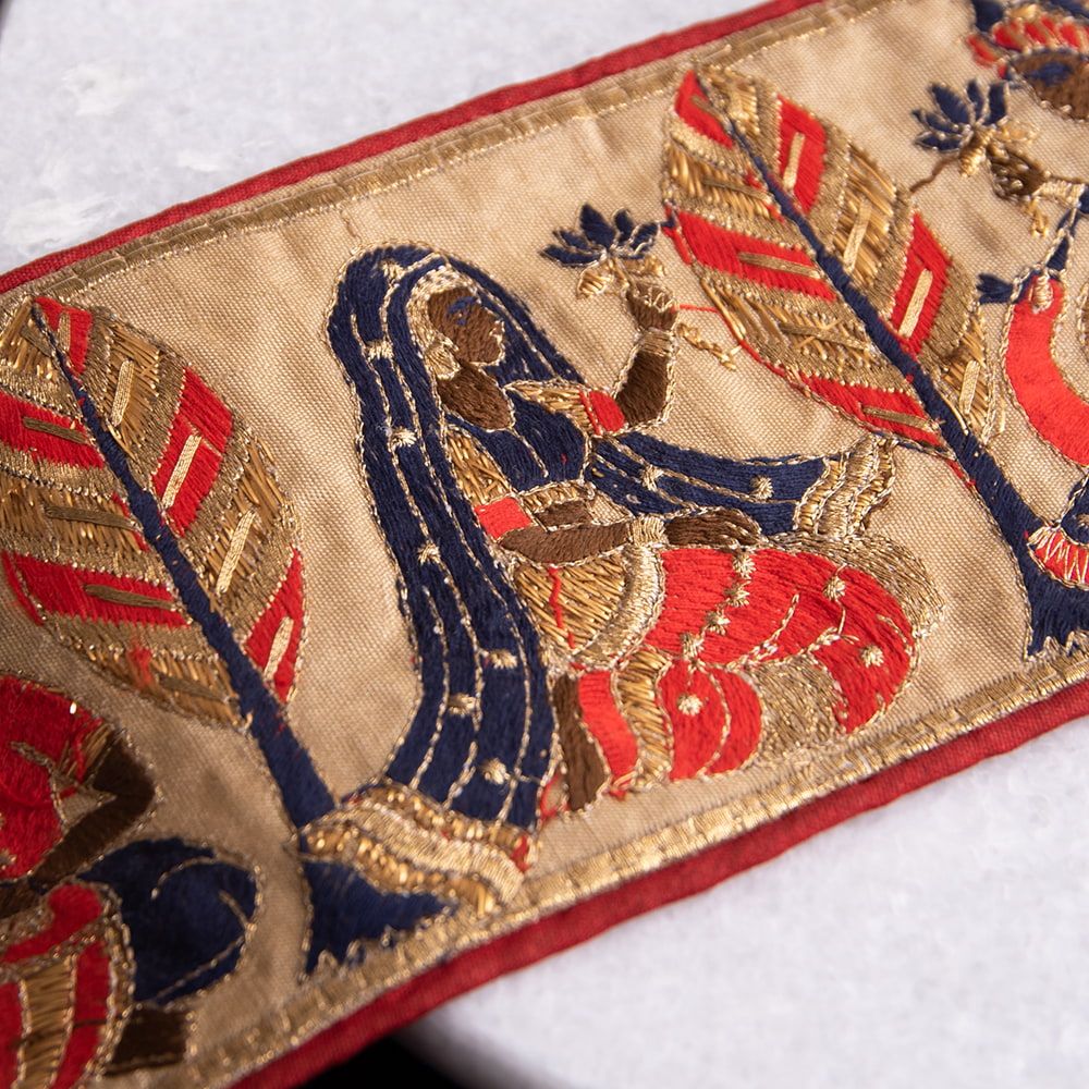 ゴータ刺繍 チロルテープ