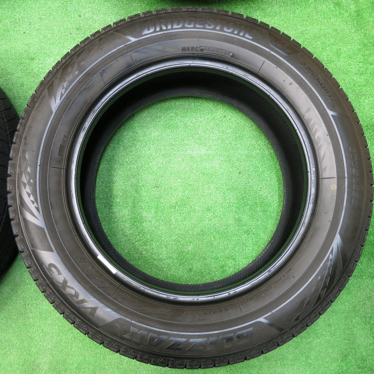 送料無料]バリ溝！21年！9.5分☆スタッドレス 225/60R17
