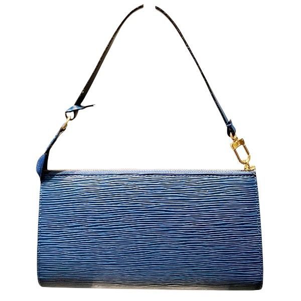 ルイヴィトン Louis Vuitton エピ ポシェット・アクセソワール M52945