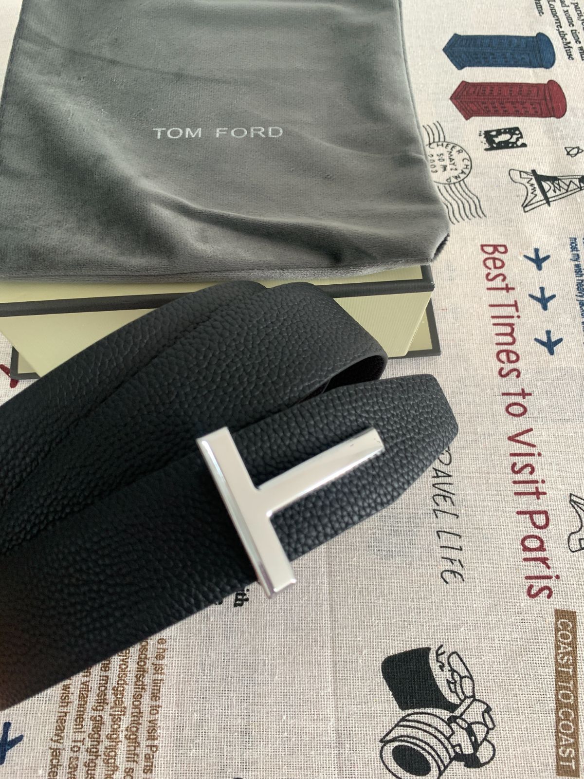 メンズ TOM FORD ベルト リバーシブル 95サイズ 4.0幅【箱付き】 希少】メンズ TOM FORD ベルト リバーシブル 4.0幅【箱付き