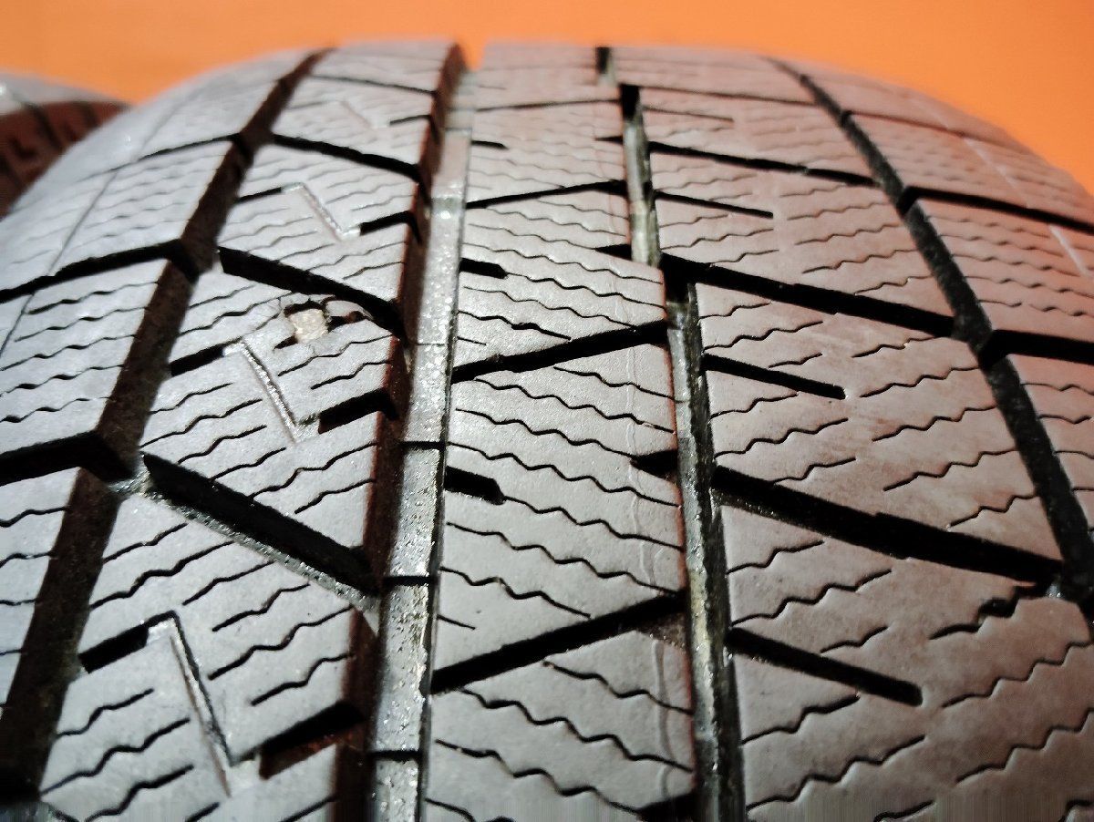 DUNLOP WINTER MAXX WM03 205/65R16 16インチ 4本 スタッドレス 4本 22年製 バリ溝 オーリス ブレイド プレマシー レガシィB4等　(KTE363) DUNLOP WINTER MAXX WM03 205/65R16 16インチ 4本 スタッドレス 4本 22年製