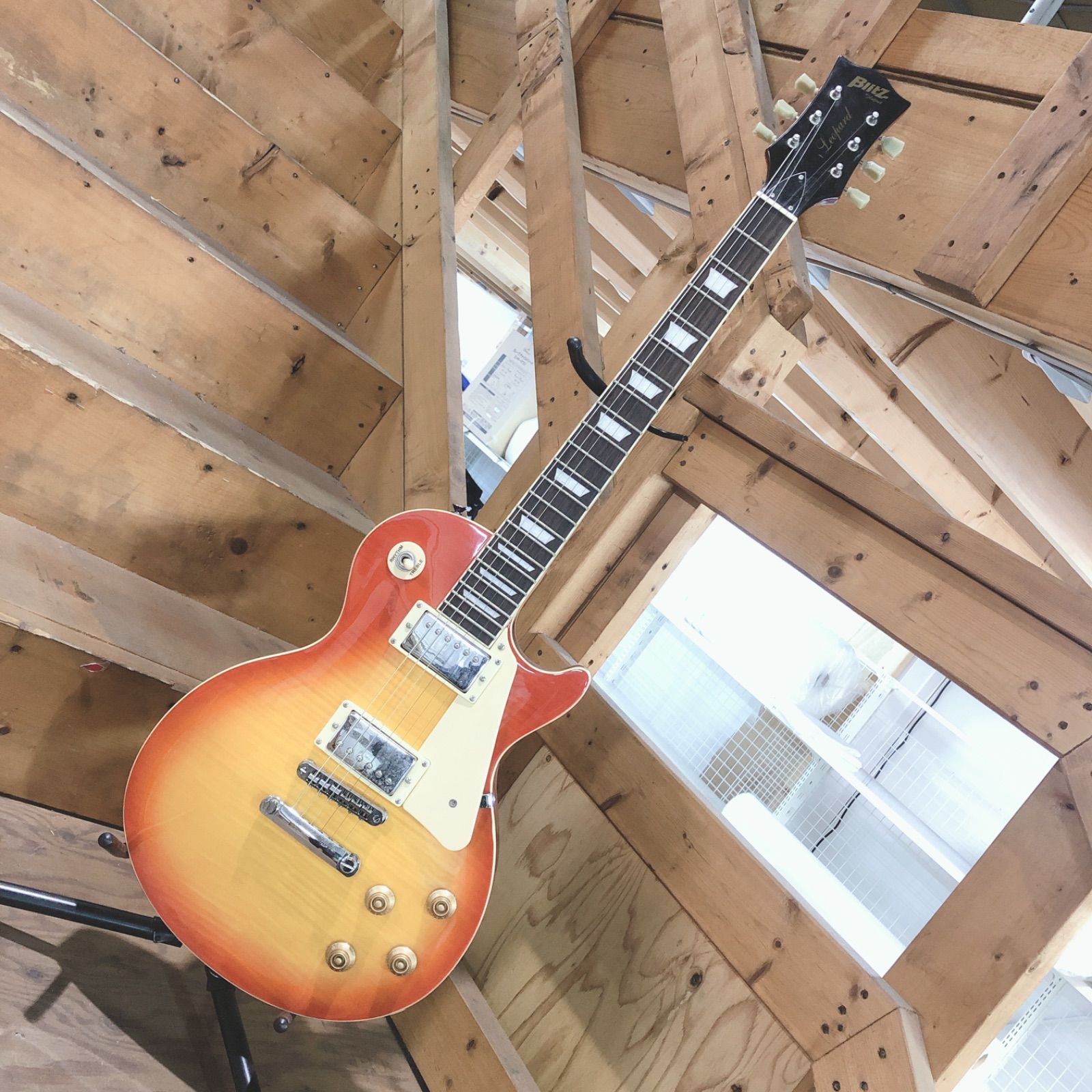 Aria Pro II Leopard エレキギター サンバースト 中古】Blitz by Aria Pro II Leopard BLP450 Cherry Sunburs