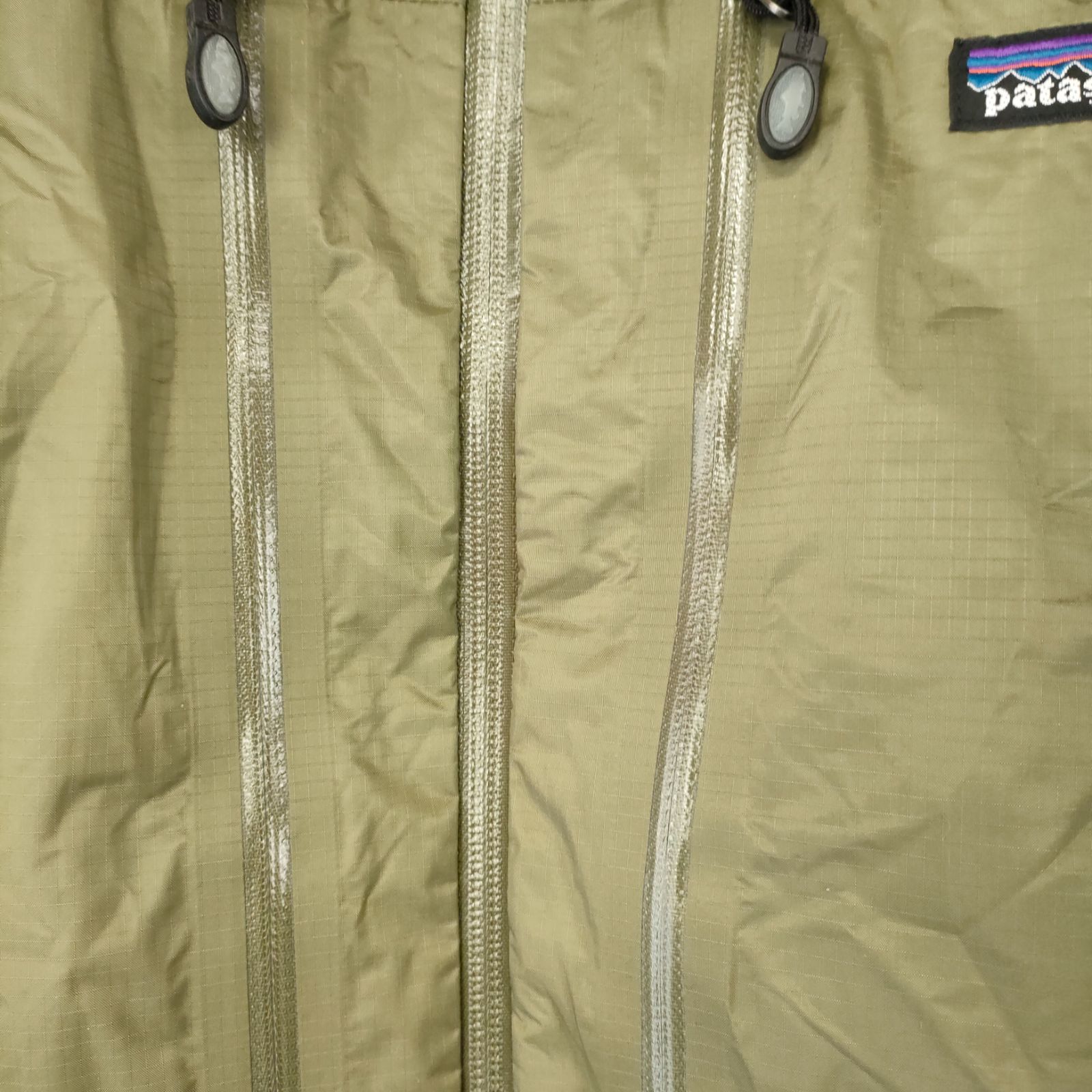 新品未使用✨️2009年 patagonia Deep Wading Jacket グリーン L 新品未使用✨️2009年 patagonia Deep Wading Jacket グリーン L