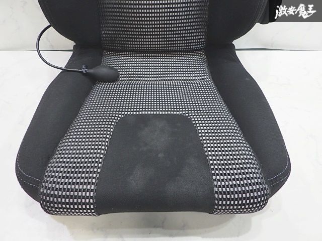 セミバケットシート