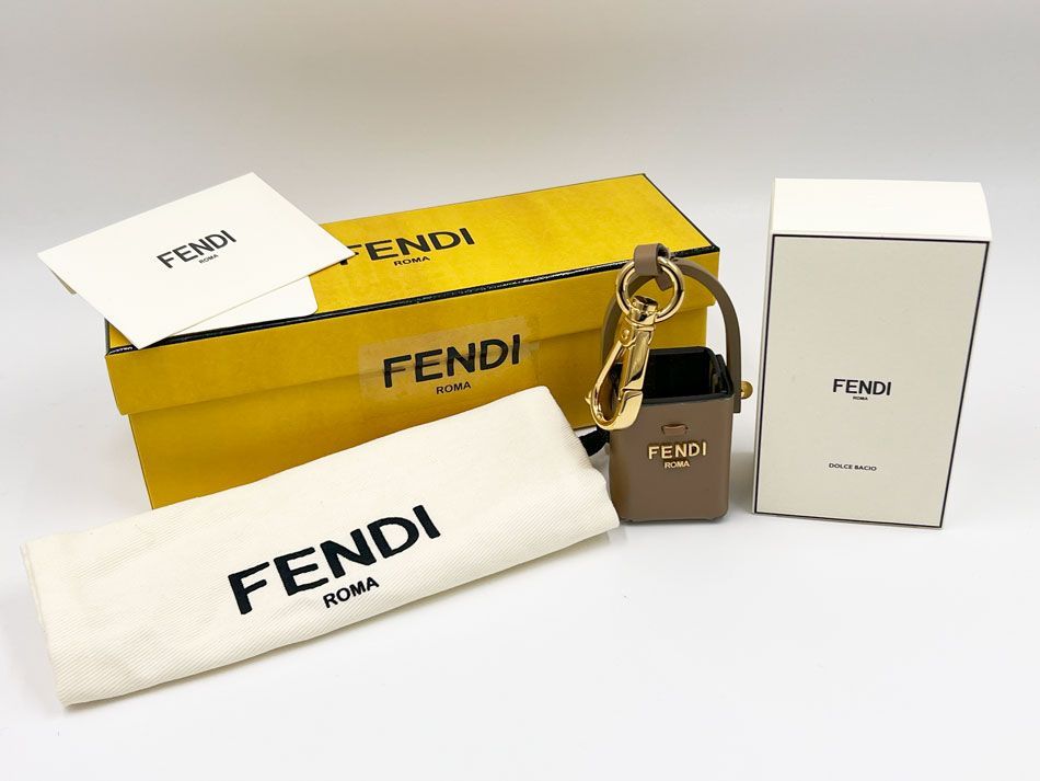 FENDI フェンディ パフューム ホルダー キーホルダー 香水ケース サンド ドルチェ バーチョ オーデパルファム 10ml