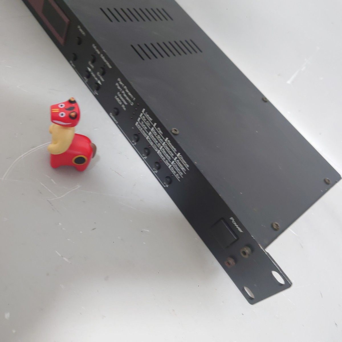 ラック型