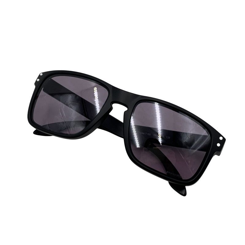 S*i様 Oakley ブラック サングラス ウェリントン型 Oakley ブラック サングラス ウェリントン型 - メルカリ
