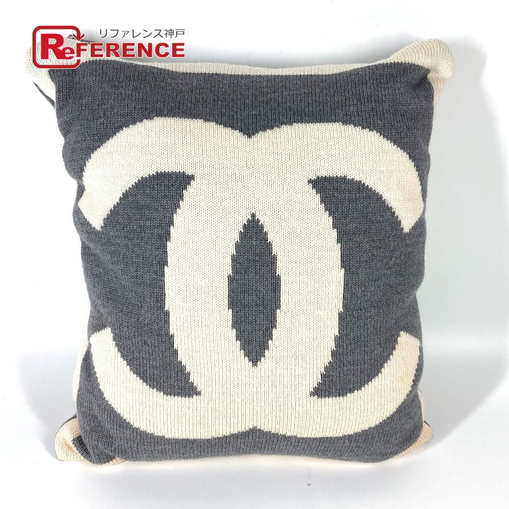 CHANEL シャネル クッション ダブル フェイス ウール/カシミヤ - メルカリ