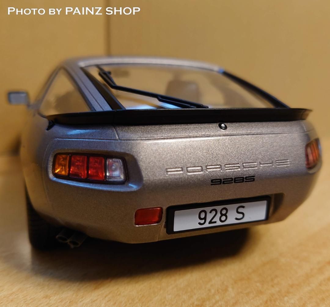 1/18ポルシェ928S 1979 Porsche928S COUPE MGC製