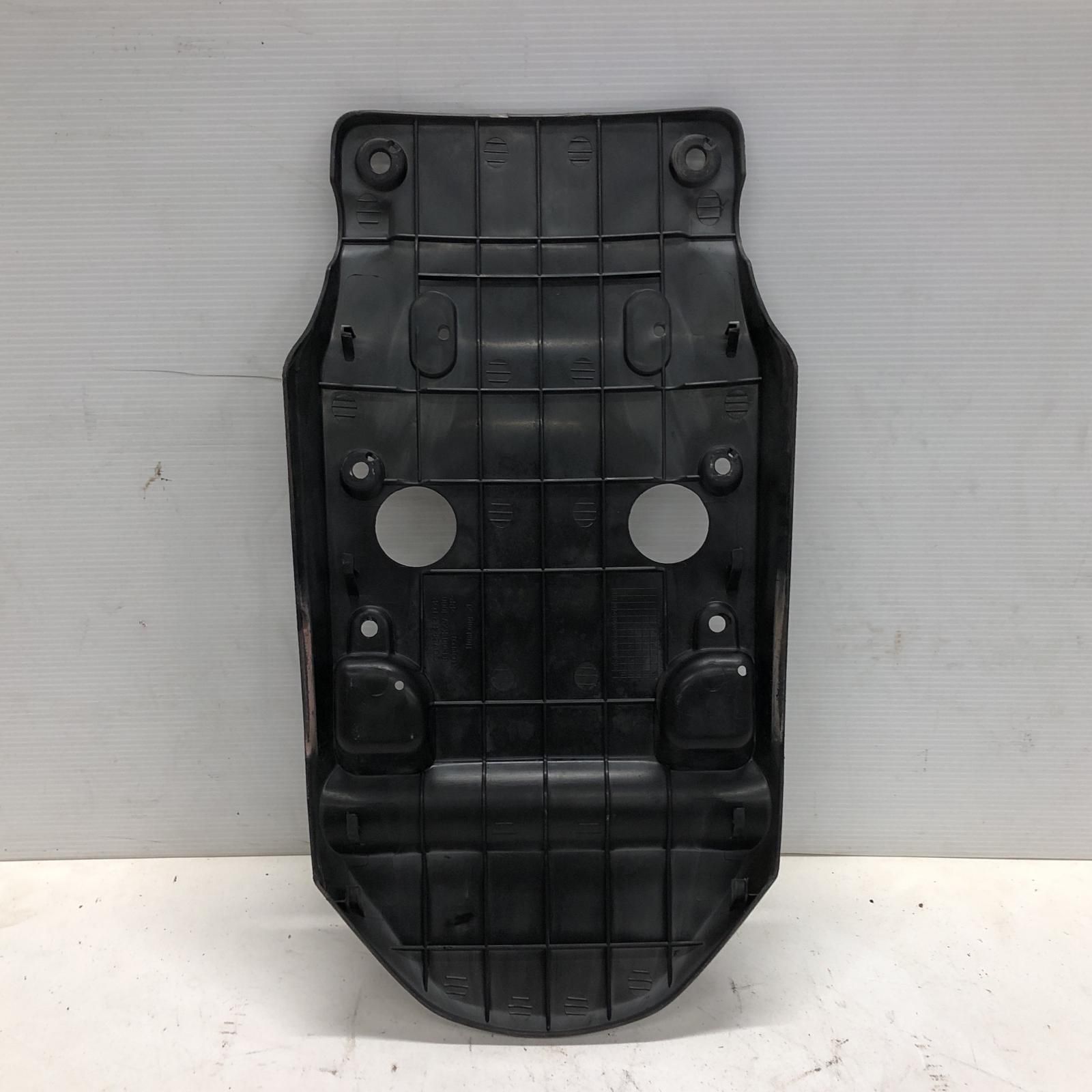 HONDA スーパーカブ50 PRO リアキャリアカバー ホンダ