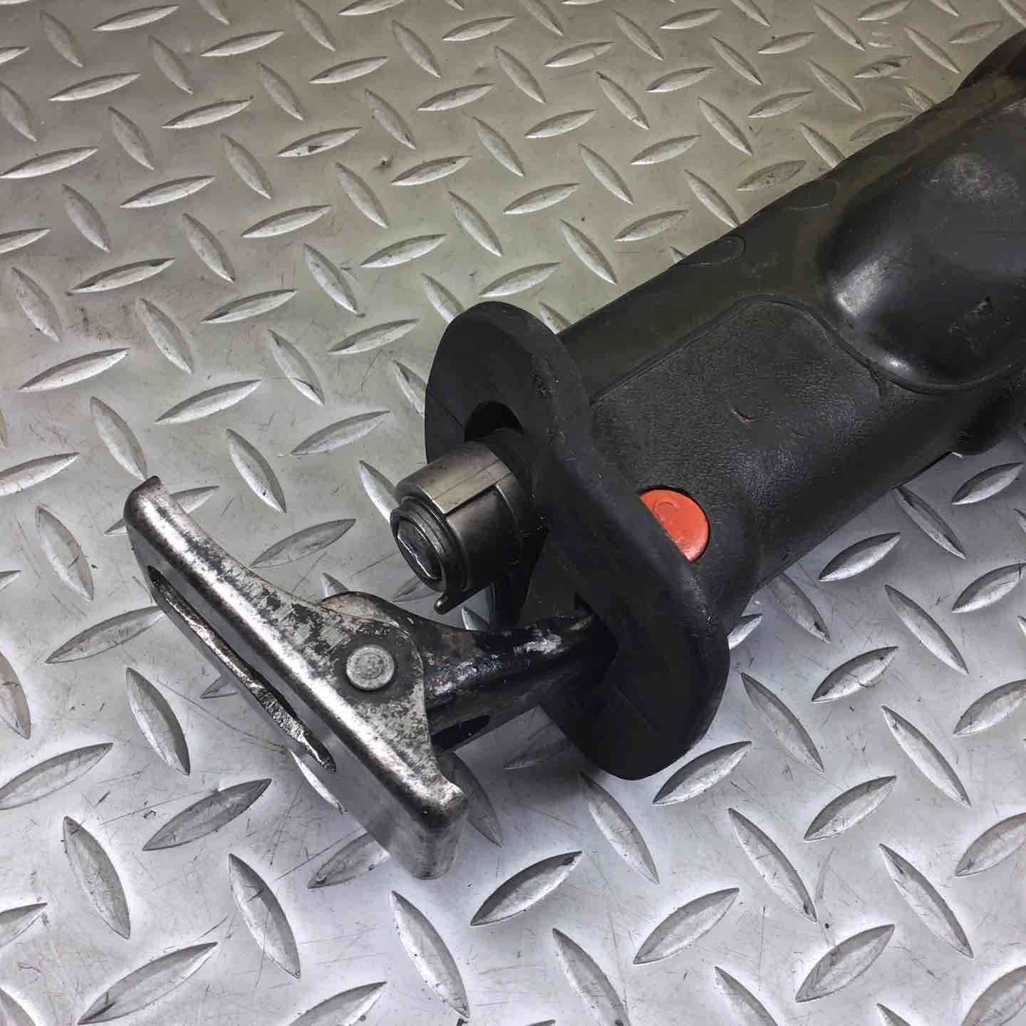JR3050T