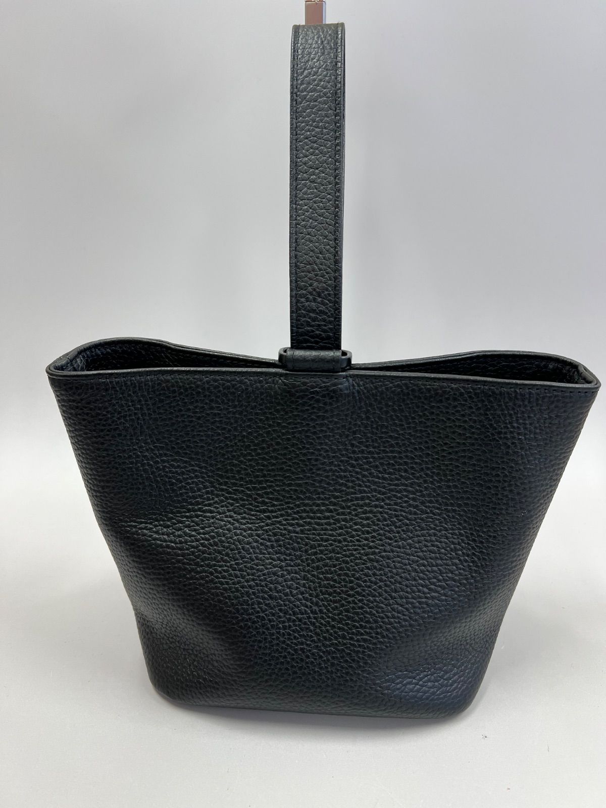 Hushtugハッシュタグ 巾着レザーバッグ ブラック