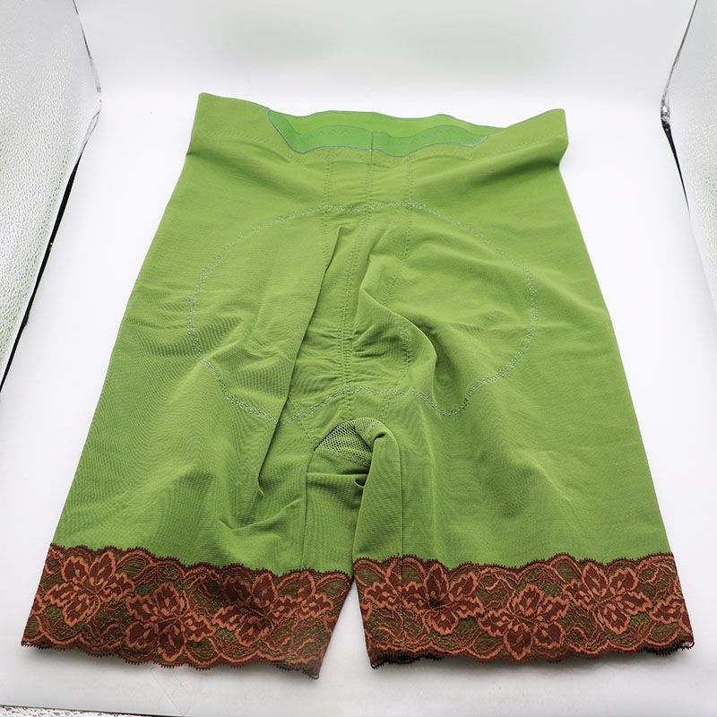 グラントイーワンズ LaLa ✧˖ビスチェ C75 新古品 グラントイーワンズ LALA Grant Gracy ブラジャー 3/4カップ