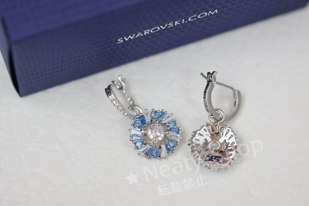 💗新品💗Swarovski  ファッショグラデーションブルードリルの花のイヤリング