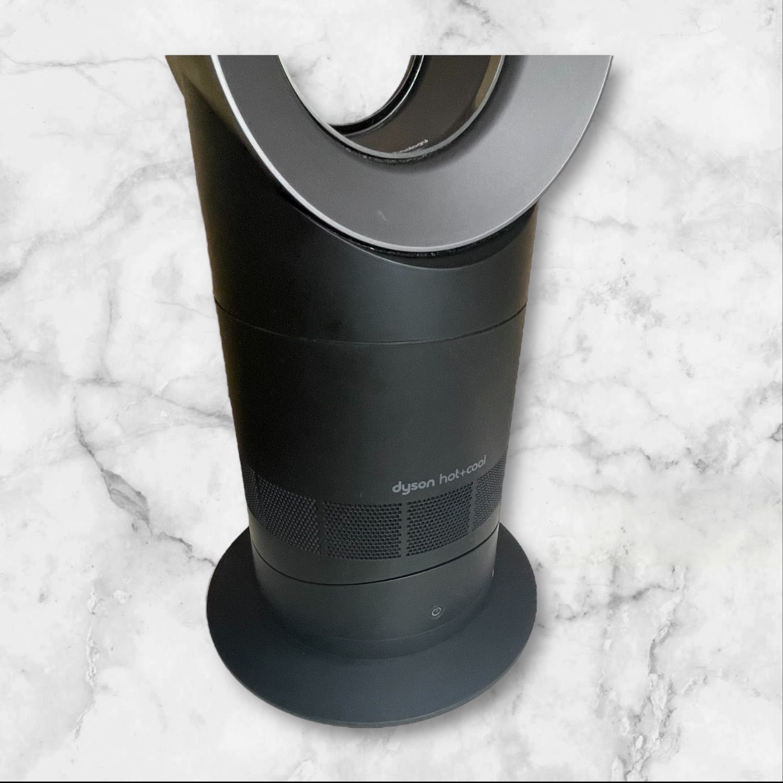 Dyson ダイソン セラミックファンヒーターAM09 2022年製　ブラック 美品 ダイソンAM09セラミックファンヒーター 2022年製