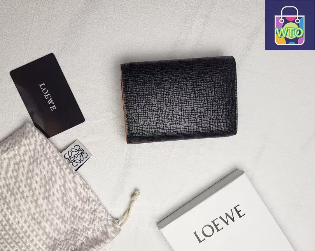 LOEWE 【新品・未使用】財布 新品未使用 LOEWE財布[本日特価|新品未使用品] - メルカリ