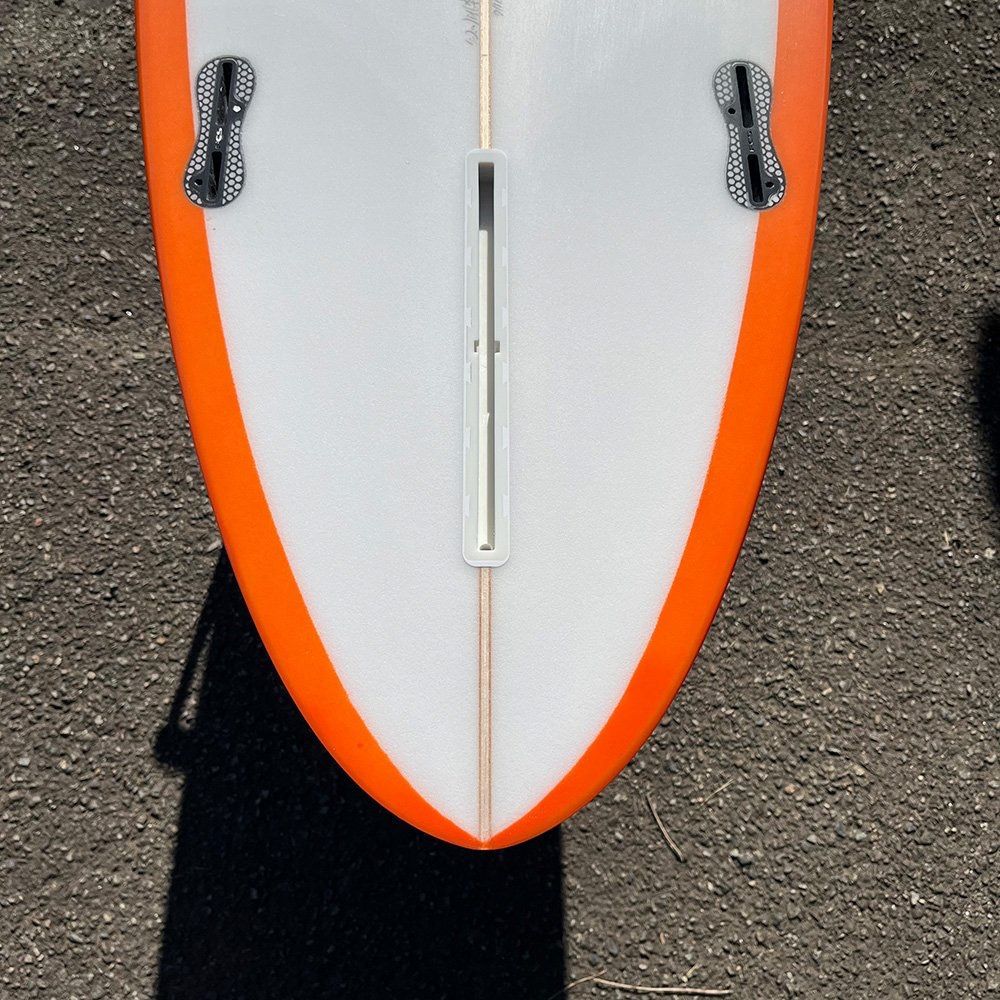 サーフボード　deadkooks ミッドレングス 極上美品 DEADKOOKS デッドクークス SALTY ソルティー 6'8 中古