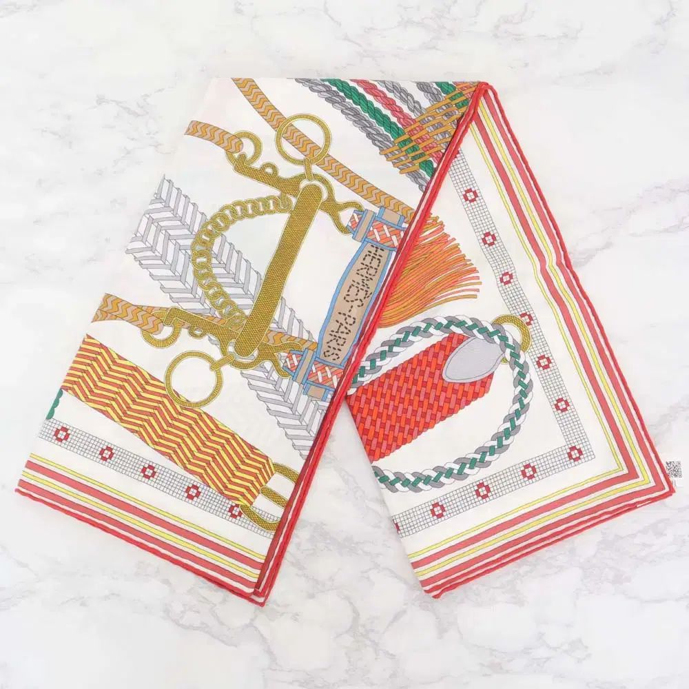 HERMES(エルメス) スカーフ カレ 70 Tout en Tresse - メルカリ HERMES(エルメス) スカーフ カレ 70 Tout en Tresse - メルカリ