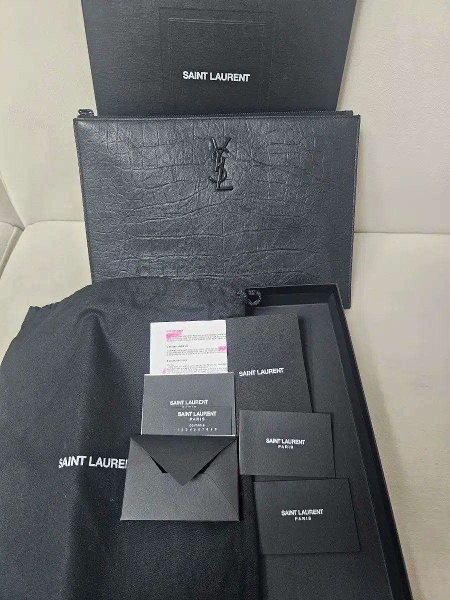 本物 イヴ サンローラン CROCODILE クロコダイル フックキャビネット クラッチ 販売