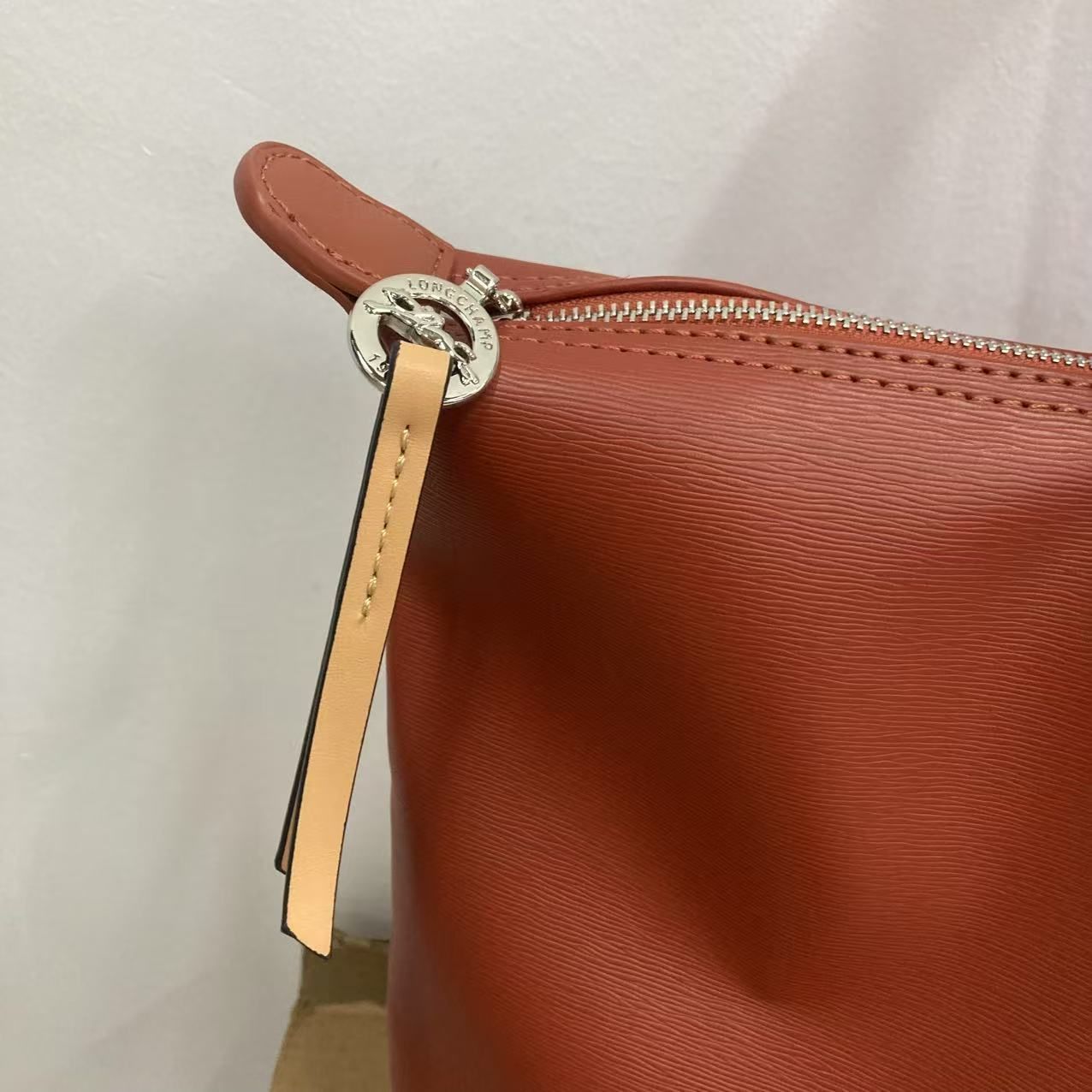 LONGCHAMPロンシャンル プリアージュシティCity 肩掛けLコニャック色 新品末使用 LONGCHAMPロンシャンル プリアージュシティCity
