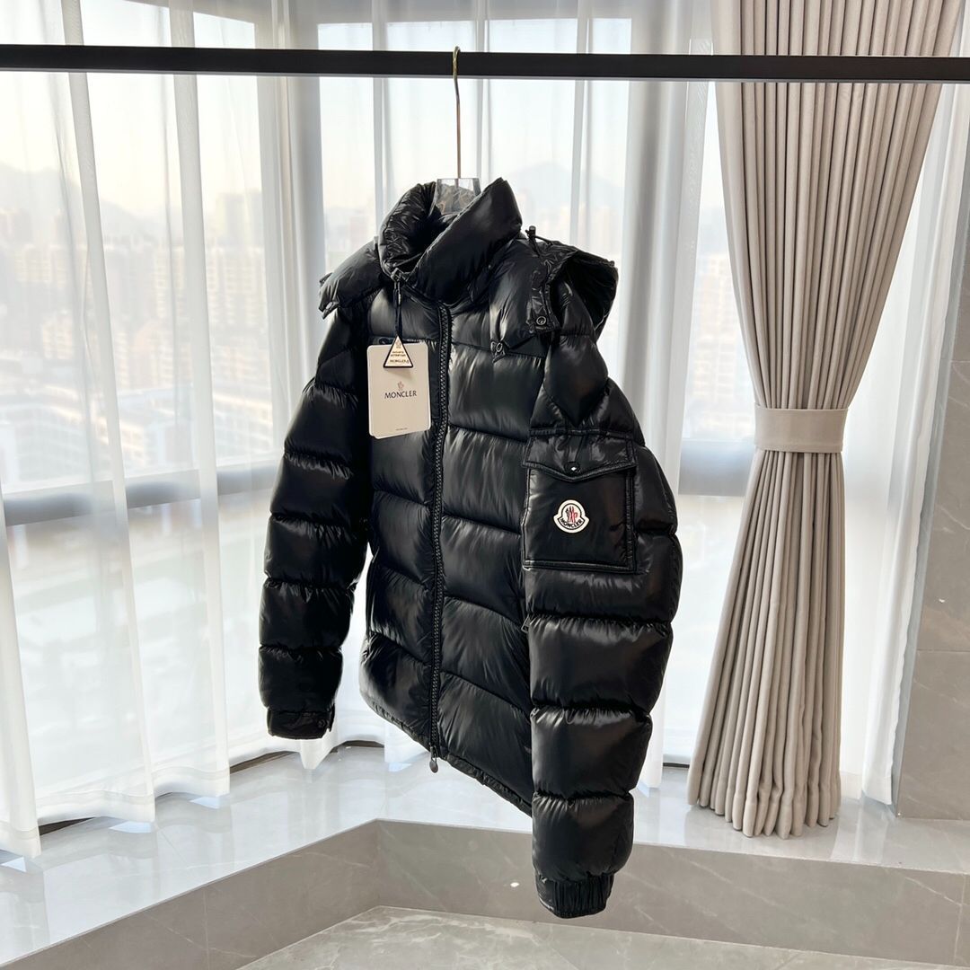 極美品 M モンクレール MONCLER ダウンジャケット 1 ブラック MONCLER モンクレール ダウンジャケット ブラック｜本日限定特価