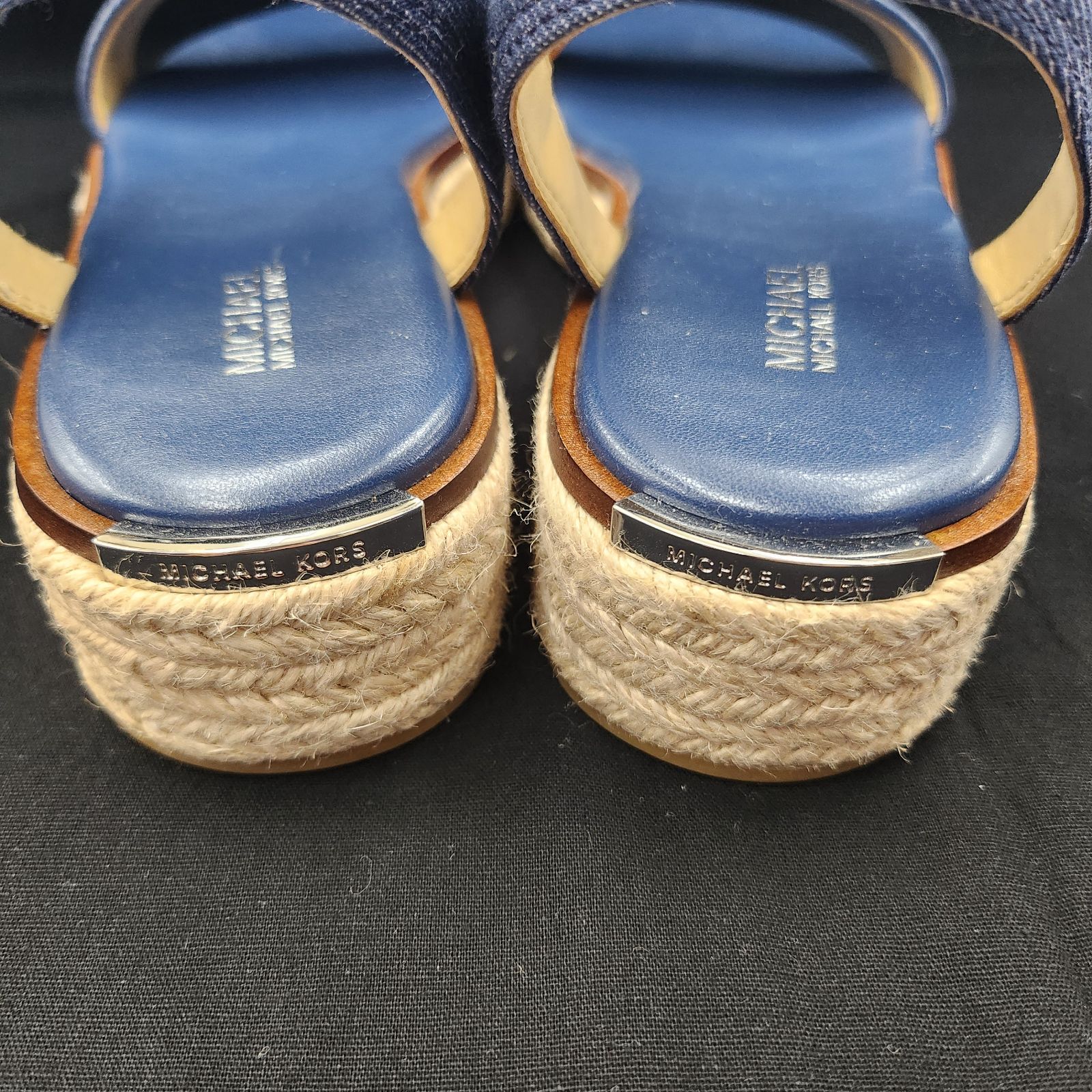 MICHAEL KORS デニム フリンジサンダル MICHAEL KORS デニムジッパーサンダル - メルカリ