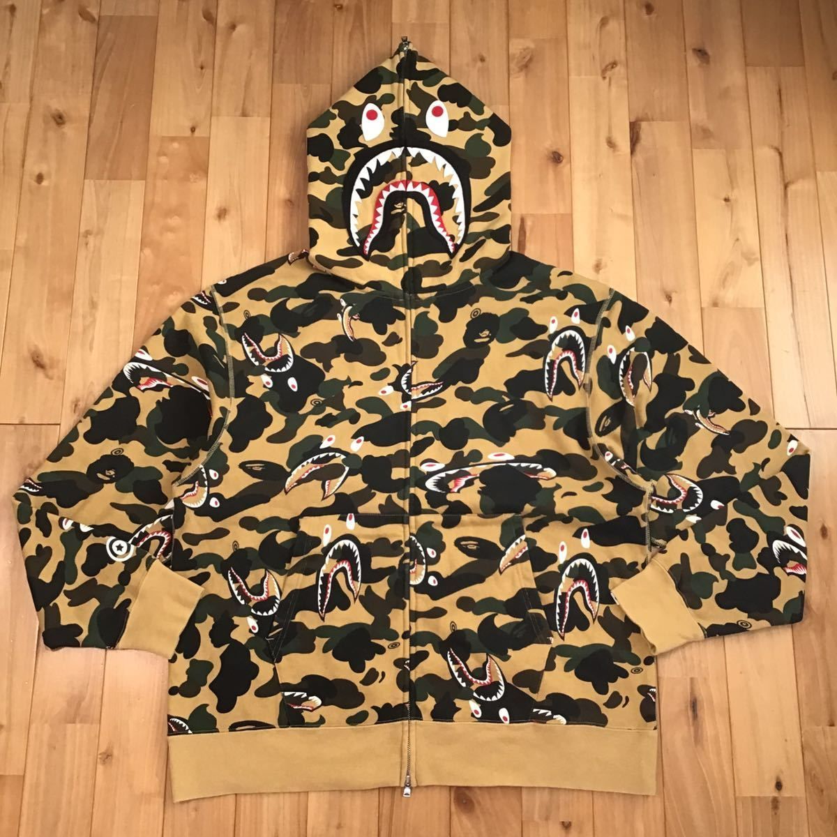 エイプ セパレート シャークパーカー SHARK 1st camo yellow-