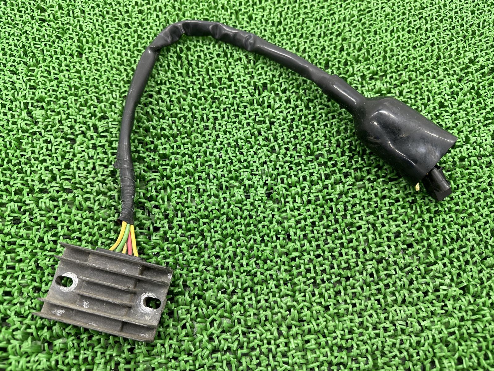 SL230 レギュレター ホンダ 純正 中古 バイク 部品 MD33 レギュレーター レクチファイアー 機能的問題なし 品薄 車検 Genuine