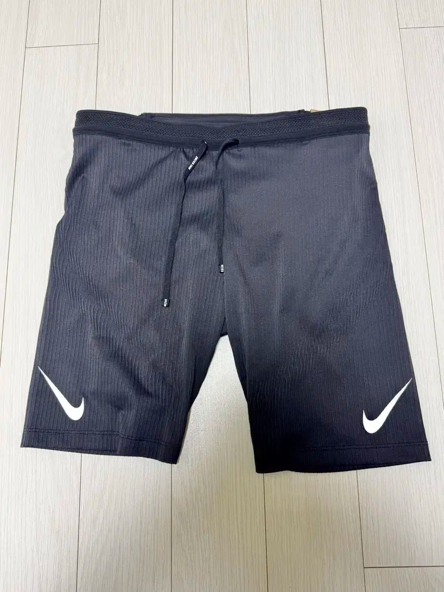 Nike ナイキ エアロスイフト ハーフタイツ M