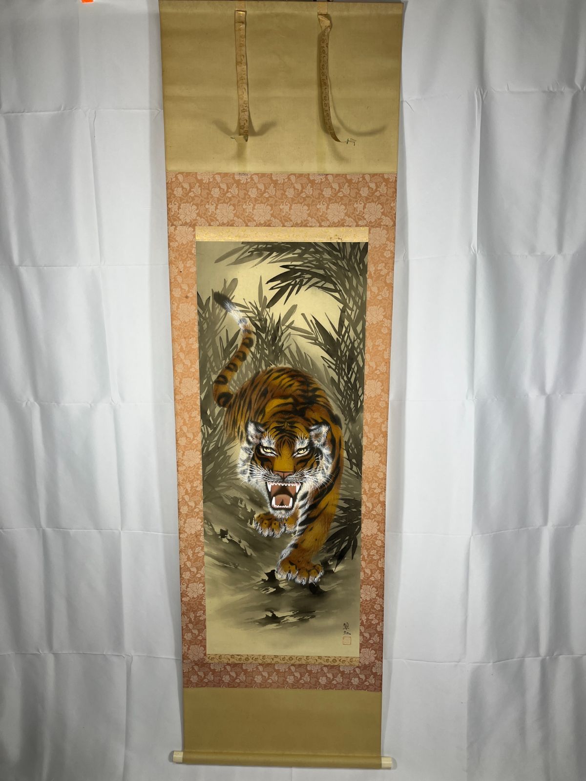 苅谷翠虹 猛虎 掛け軸 絵画 床の間 日本 中国 虎