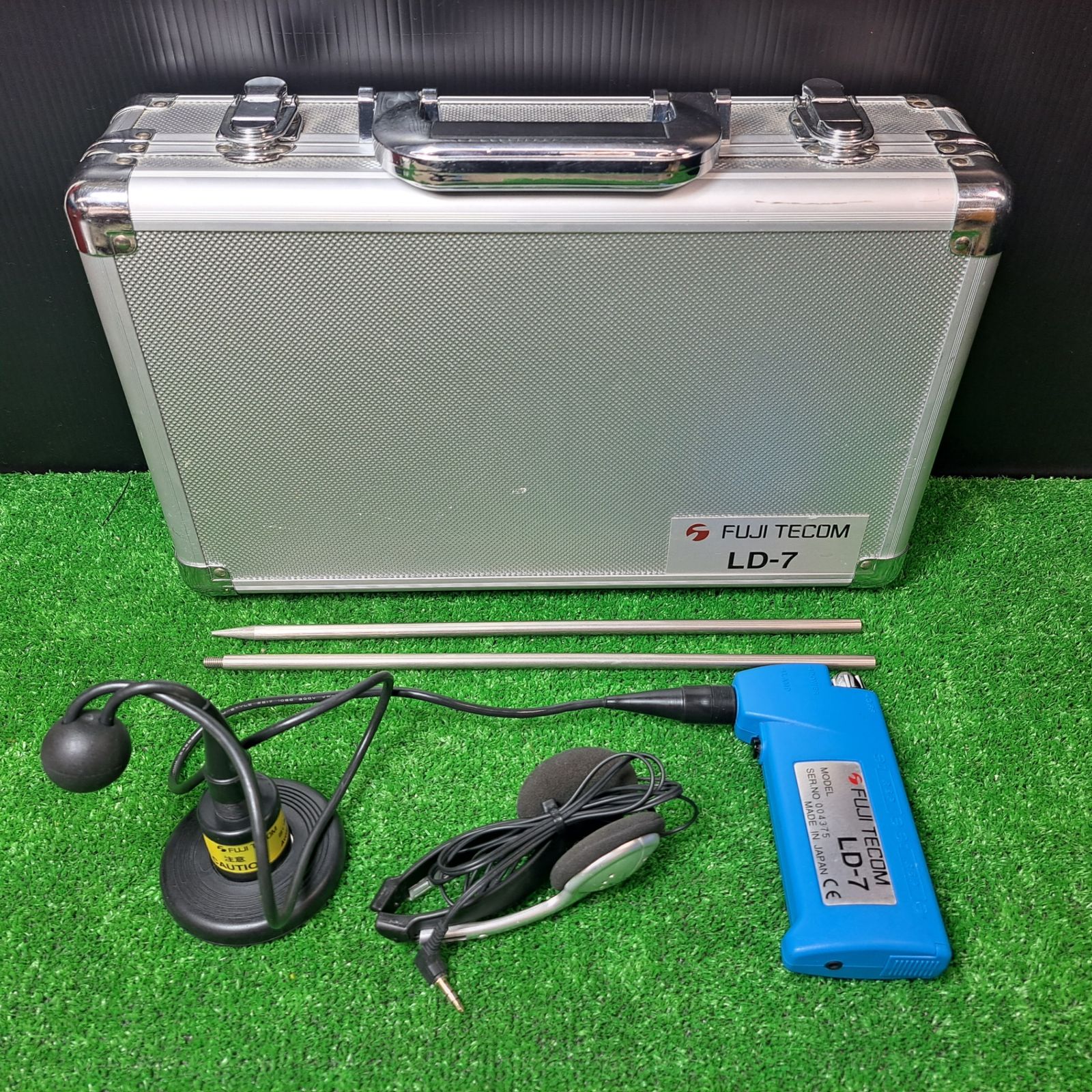 フジテコム(FUJI TECOM) 漏水探知器 LD-7 感振棒付き 路面音聴 弁栓音