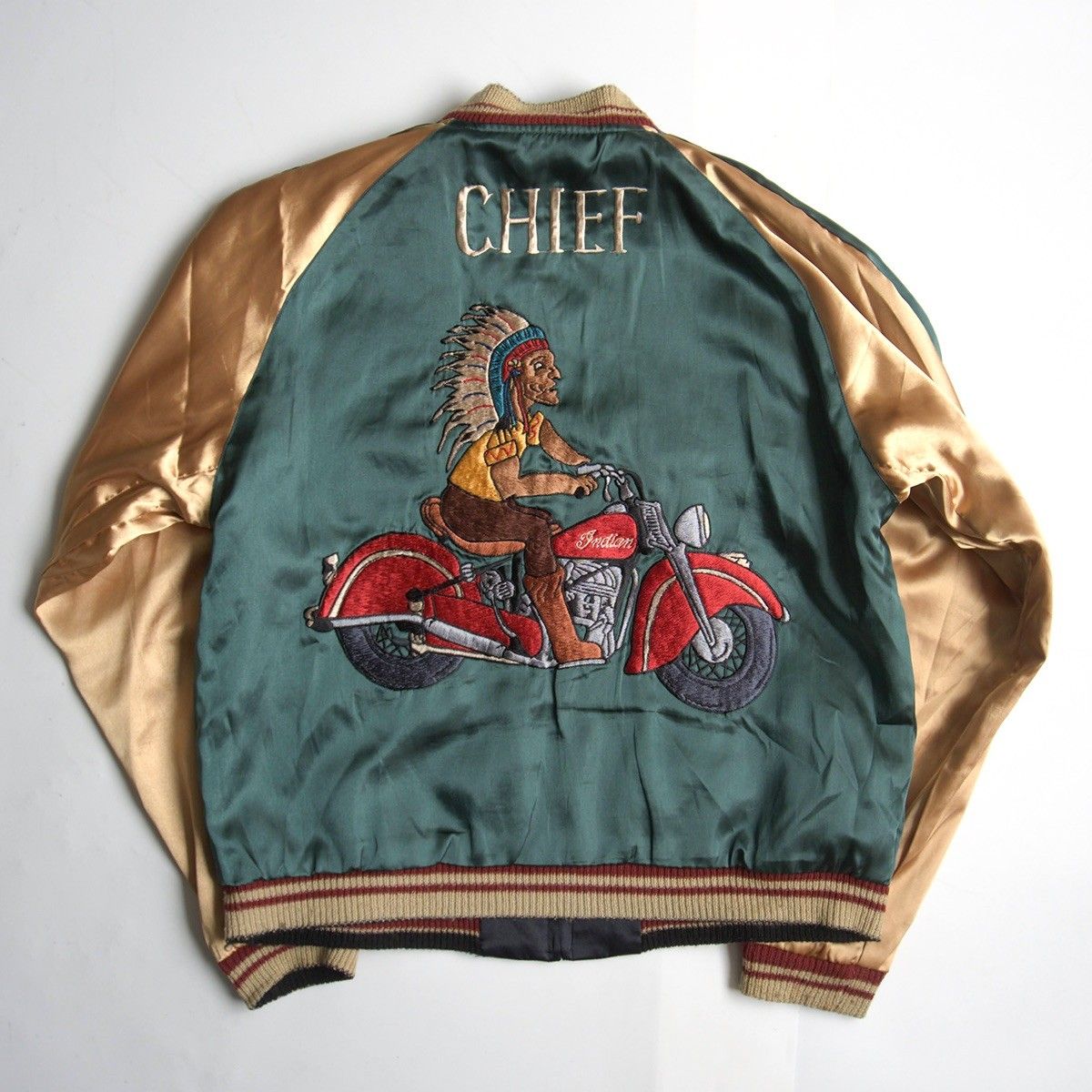 サテン テーラー東洋