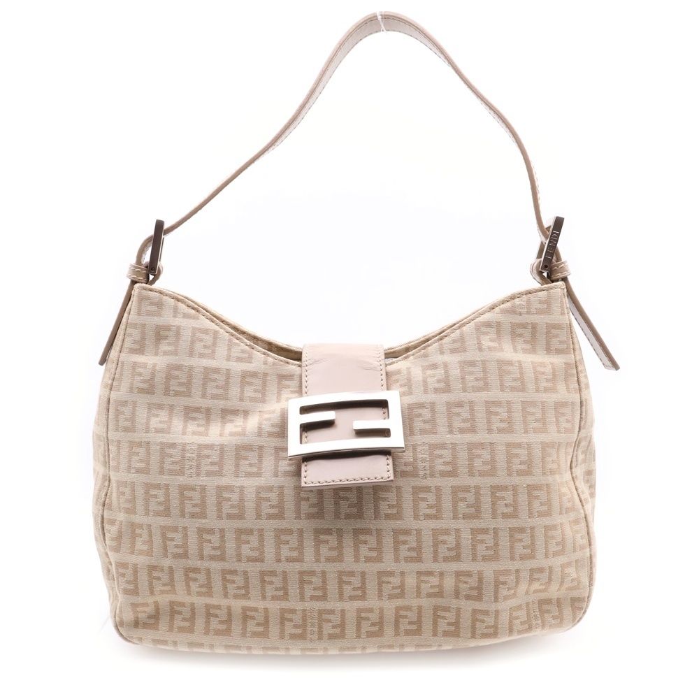Fendi フェンディ マンマバケット FFロゴ ハンドバッグ アイボリー フェンディ、タイムレスなイットバッグの新作「マンマ バゲット