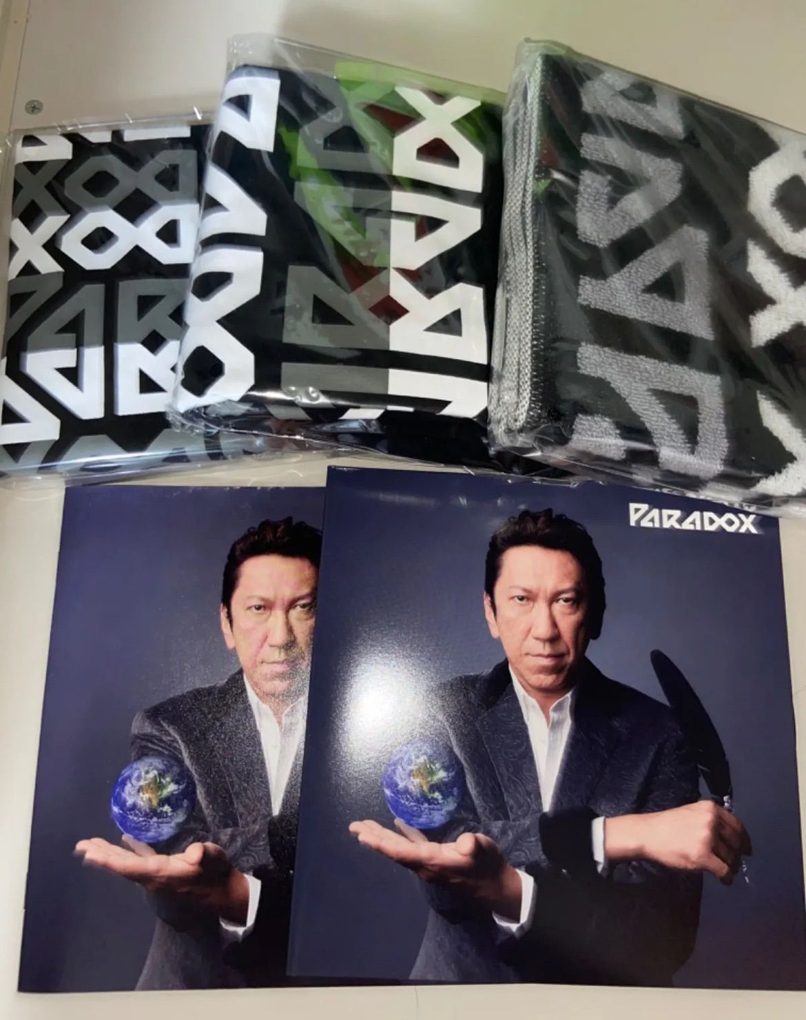 布袋寅泰 CD Paradox(完全数量限定盤 Paradox Boxセット) 布袋寅泰 PARADOX 完全数量限定盤 Paradox Box - メルカリ