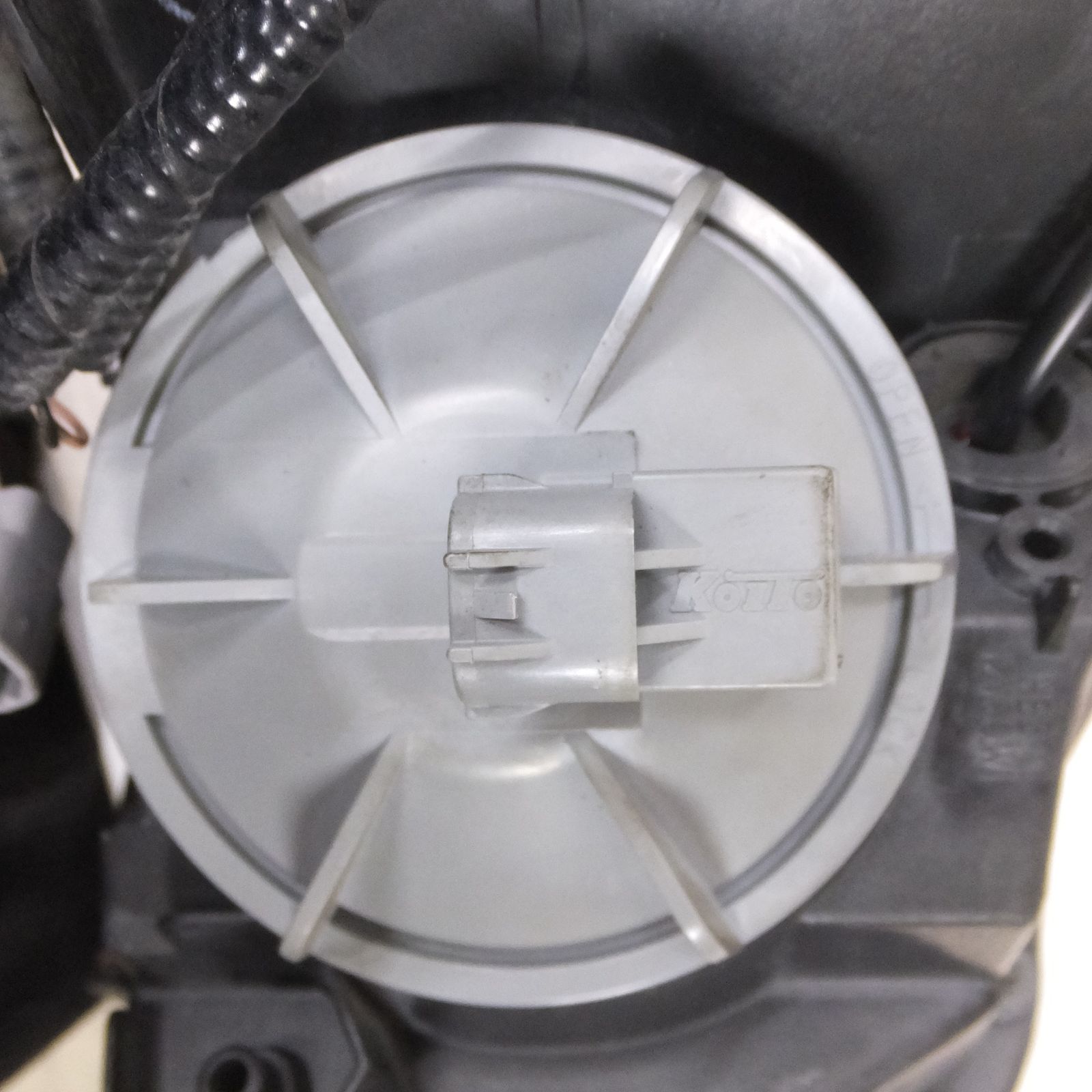 送料無料] ◇ホンダ CR-Z ZF1 純正 ヘッド ライト ランプ 左のみ