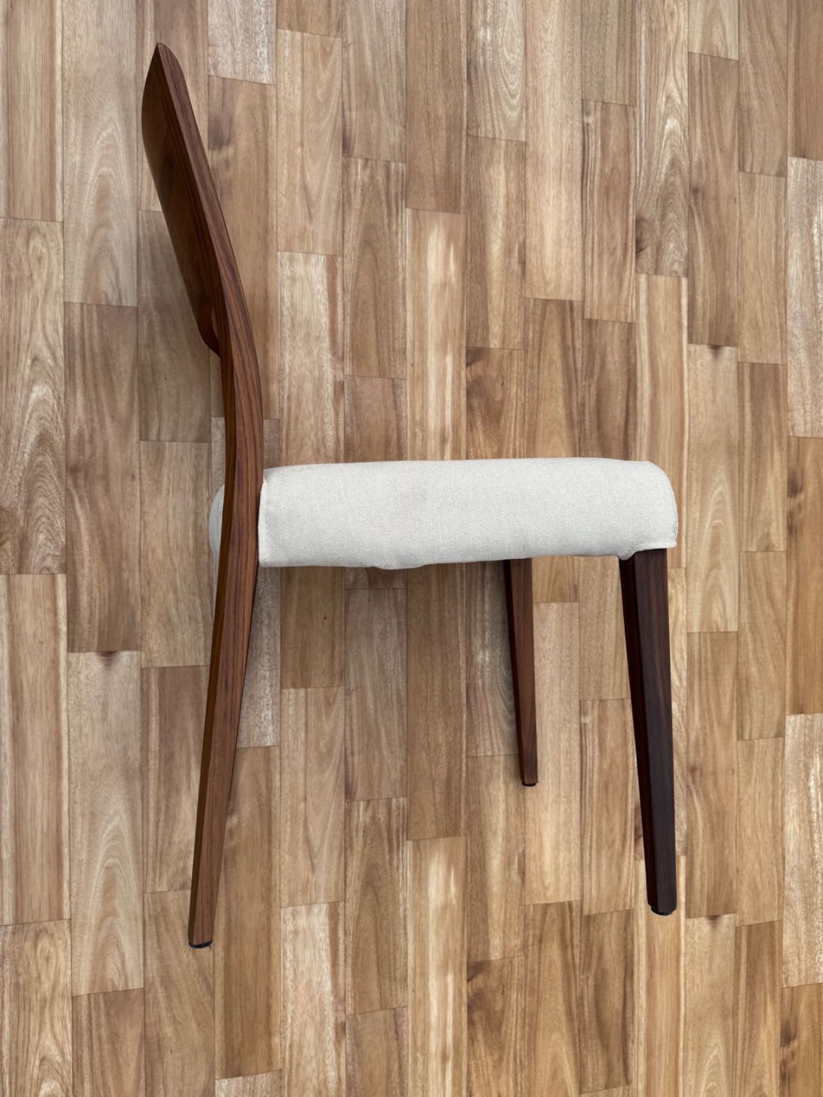 ACTUSアクタス　MOOG　ダイニングチェア MOOG DINING CHAIR（モーグ ダイニングチェア） - ACTUS