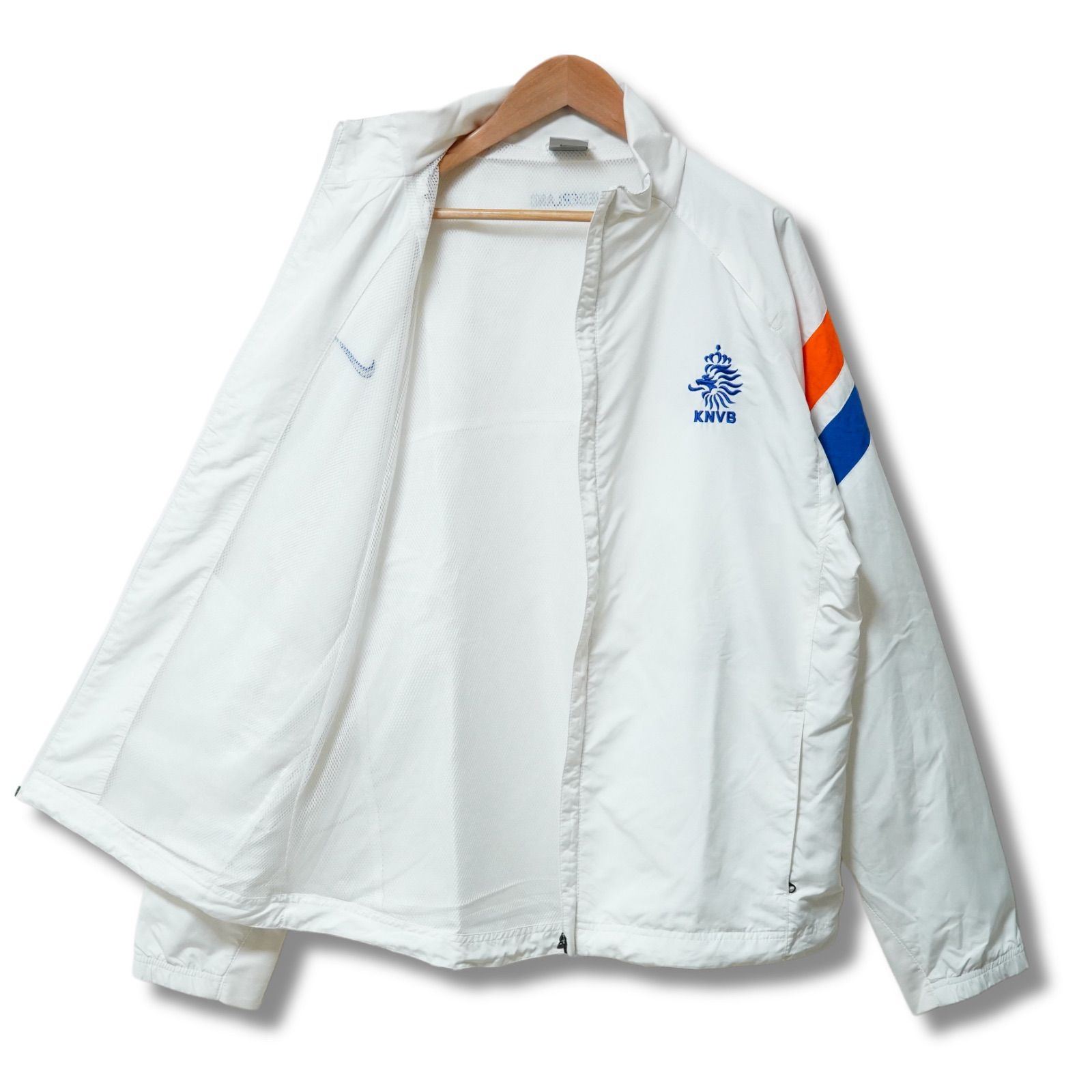 本日値下げNIKEナイキウィンドランナー マルチカラーロゴウィンドブレーカーXL NIKEナイキウィンドランナー マルチカラーロゴウィンド