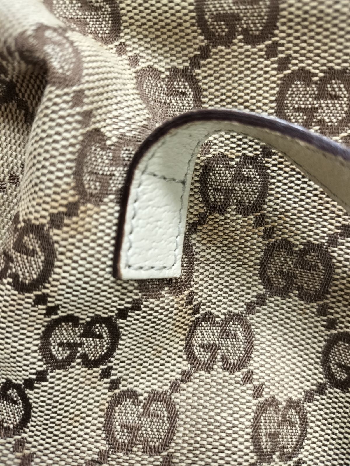 GUCCI GGキャンバス ミニハンドバッグ WWW_NOITHATQUANGTHANH_NET