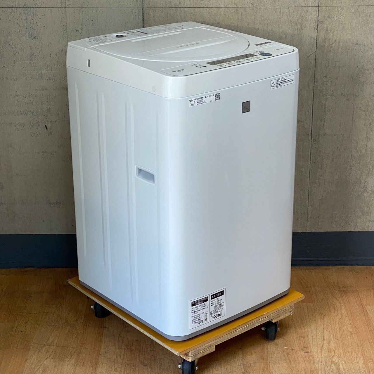 関東一円送料無料】2019年製 シャープ 全自動洗濯機 ES-G4E7-KW/4.5kg