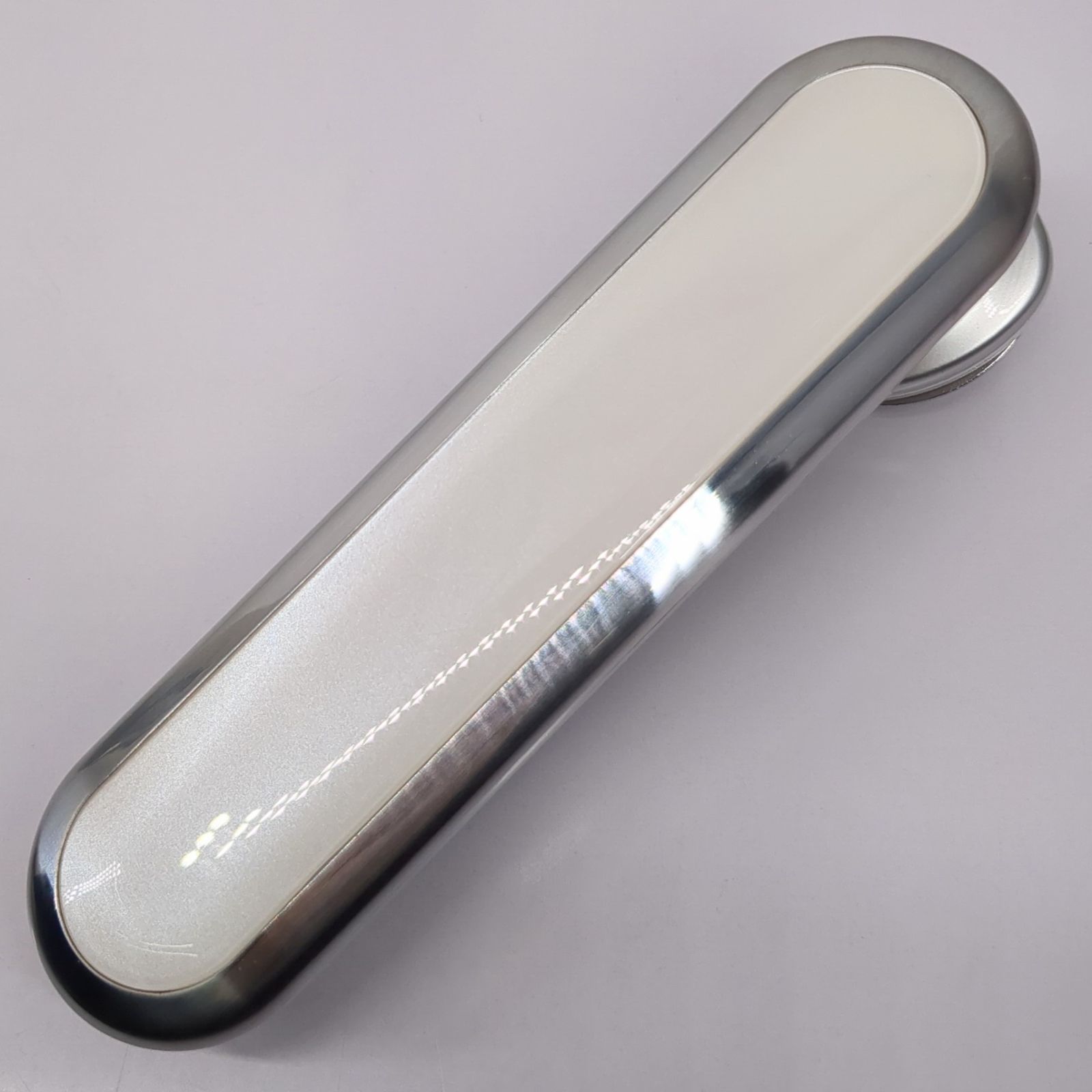 プラチナホワイト RF HRF-1 qqffhab YA-MAN / プラチナホワイト RFの公式商品情報｜美容・化粧品情報