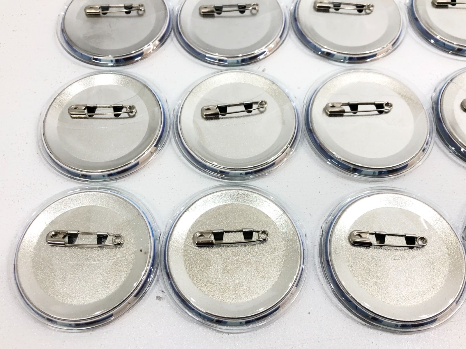 小牧店】あんスタ SHUFFLEコレ缶バッジ 風早巽 19個セット 【PT710