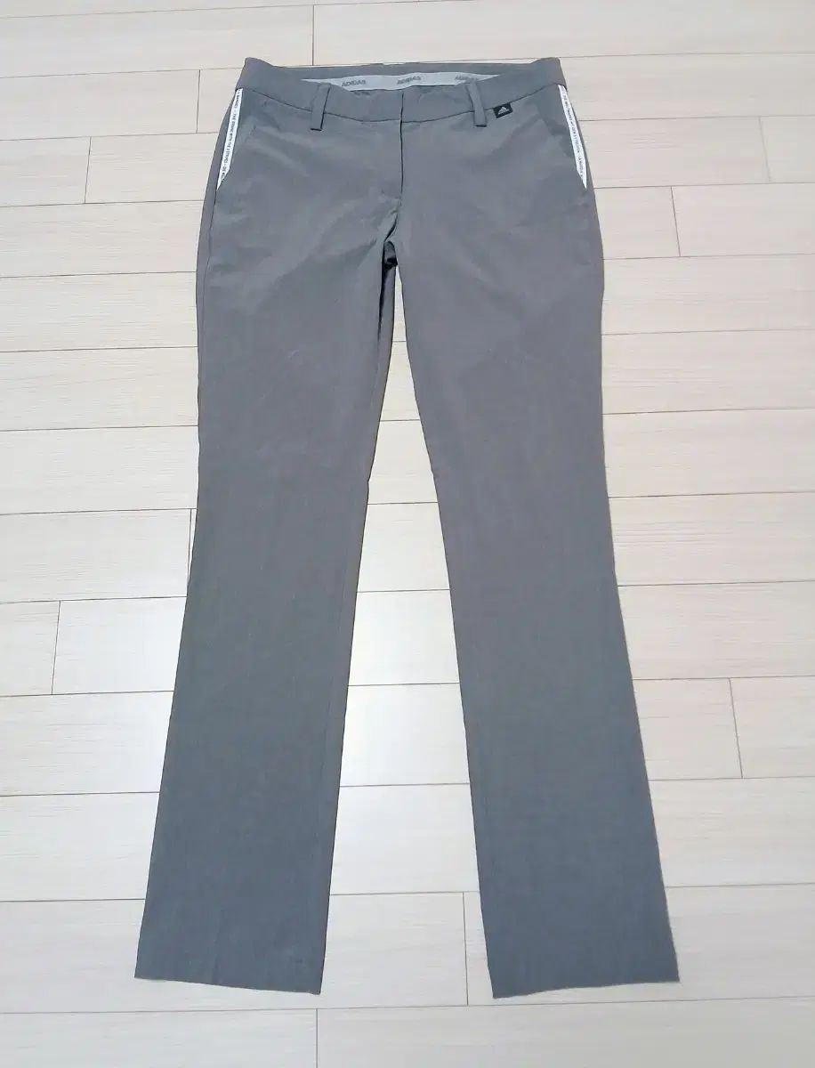 女優画18 額装品 額縁寸法34cm×25cm カラー着色 定款付 水彩画