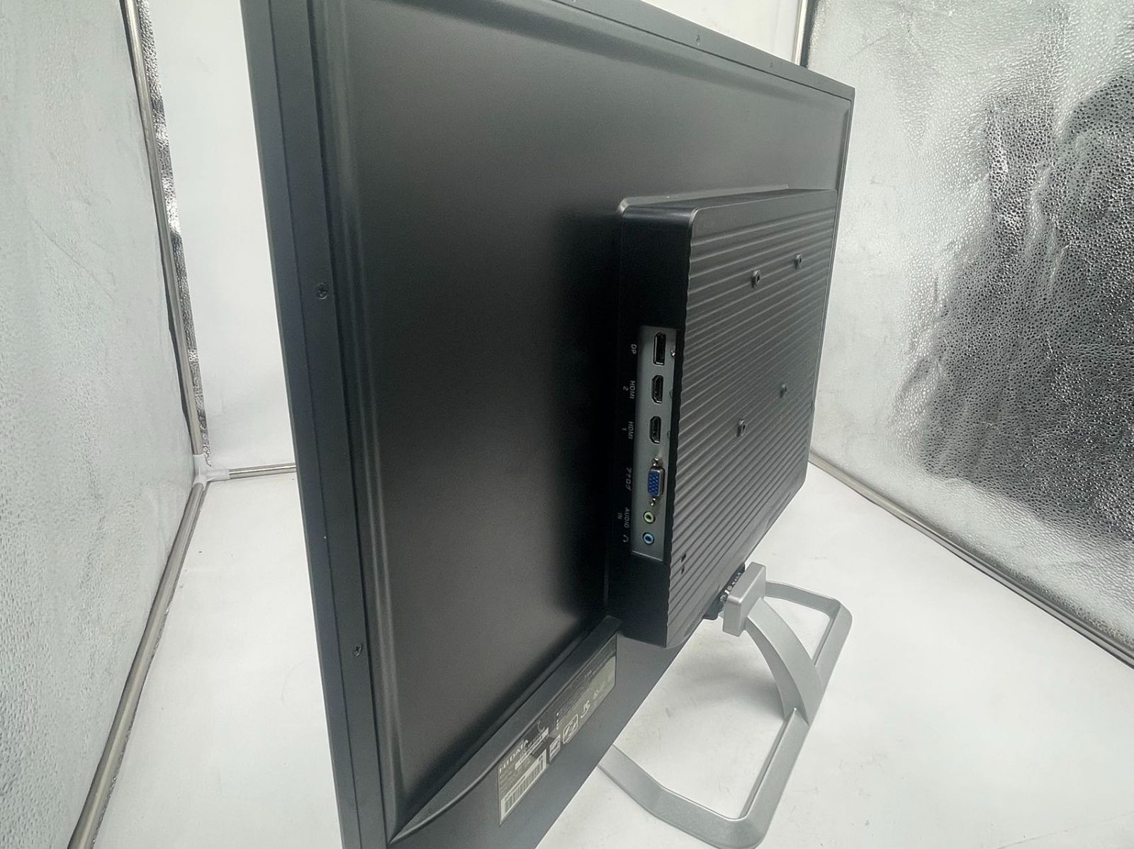 液晶モニター