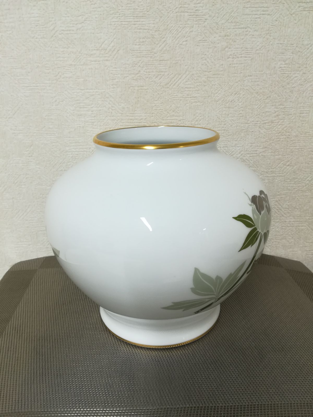 No1168） 大倉陶園 オークラ 金彩銀彩 大花瓶 飾り壷 葡萄柄 花入れ