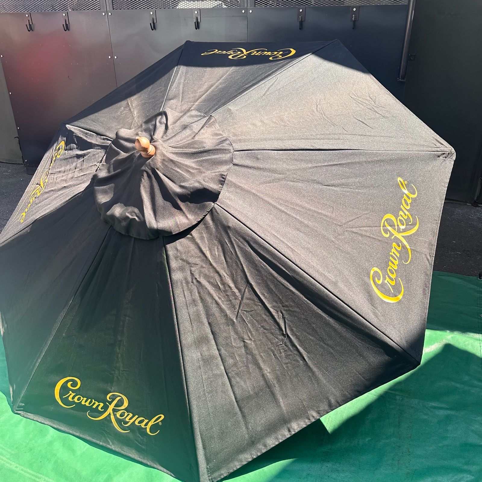 Crown Royal クラウンロイヤル ヴィンテージパラソル