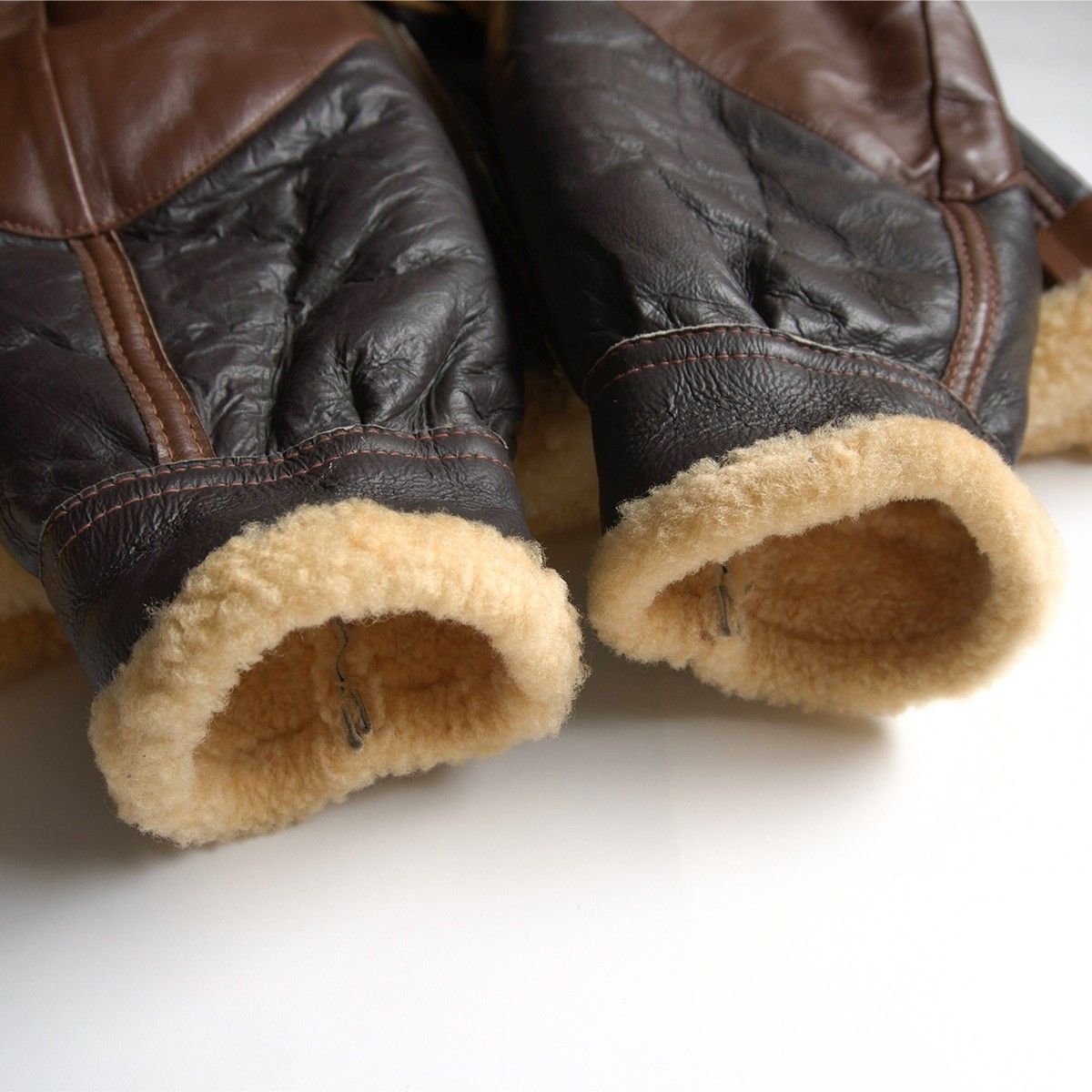 美品/大戦モデル】EASTMAN LEATHER CLOTHING【B-3 ムートン フライト