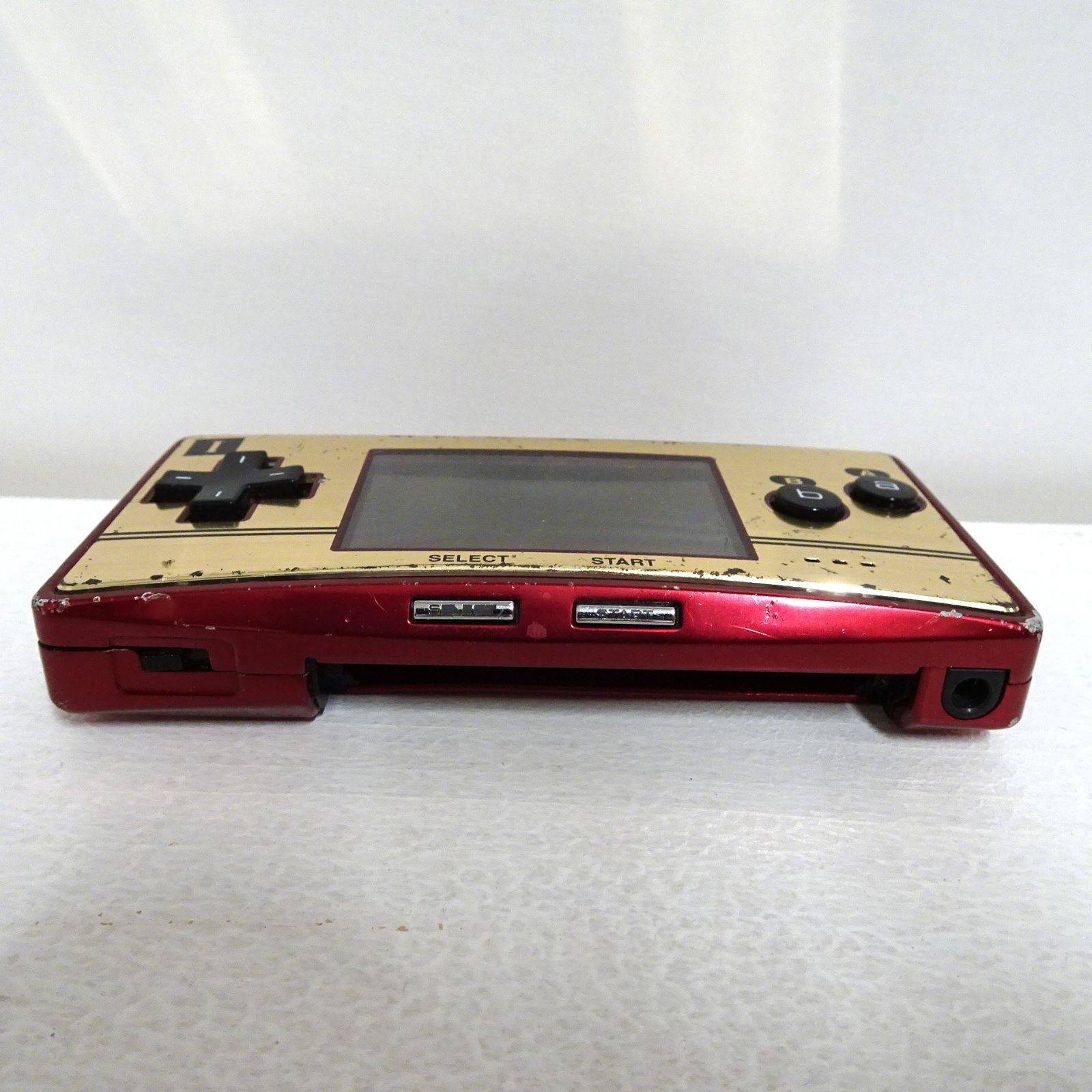 ゲームボーイミクロ　ファミコンカラー　新品未開封　箱難あり+オプション3点 ゲームボーイミクロ ファミコンカラー 新品未開封 箱難あり+